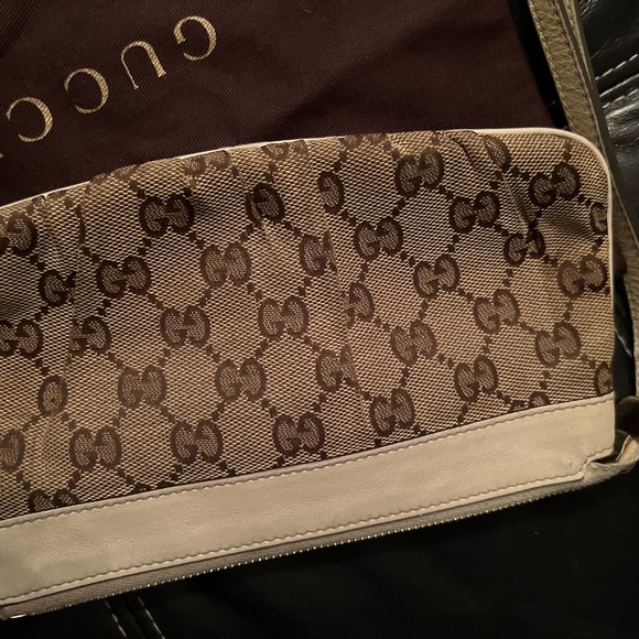 Gucci Wristlet / Bag - Picture 4 of 7
